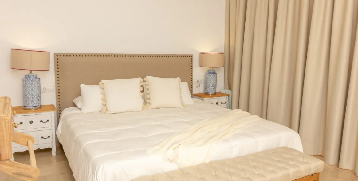 Sale of semi-detached house in Nagüeles 25