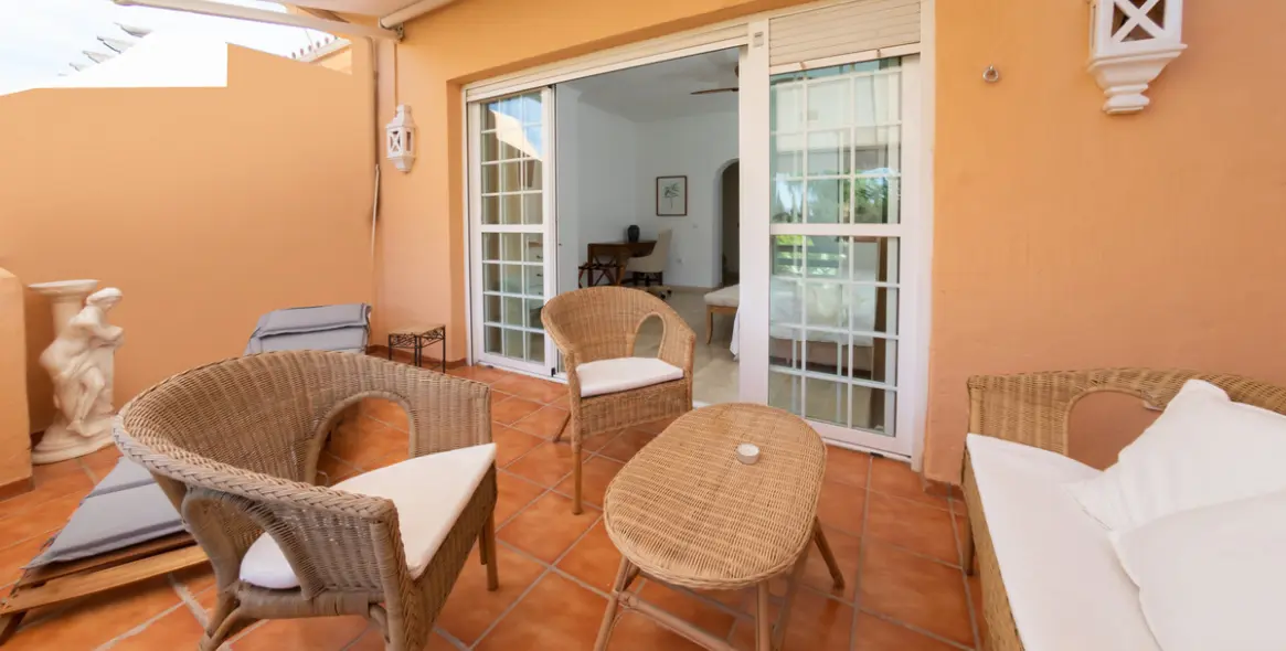 Sale of semi-detached house in Nagüeles 32