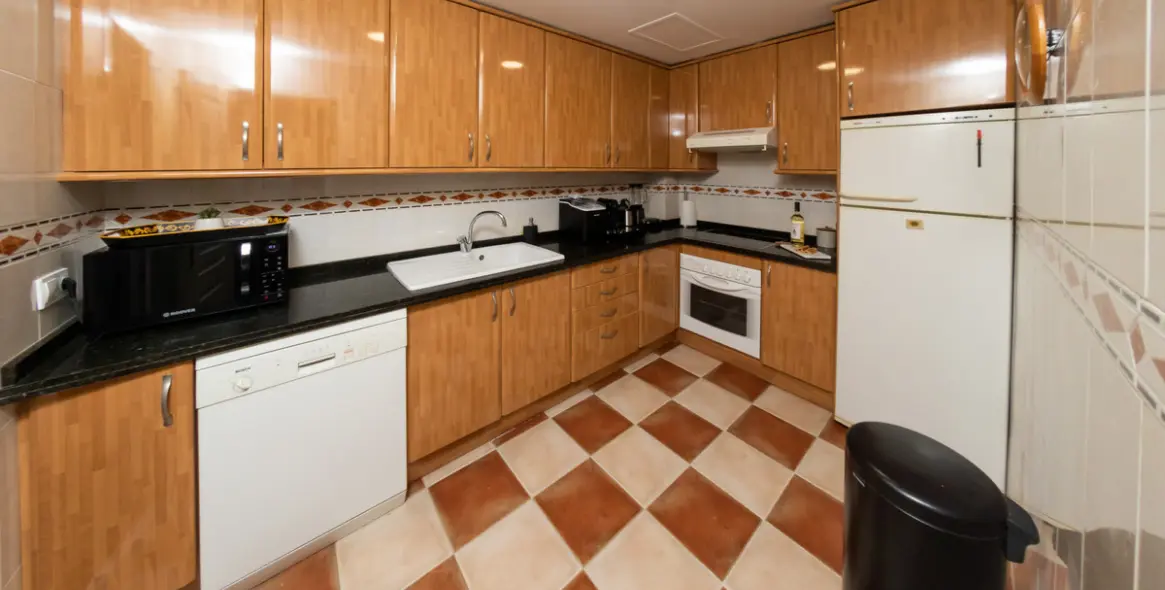 Sale of semi-detached house in Nagüeles 39