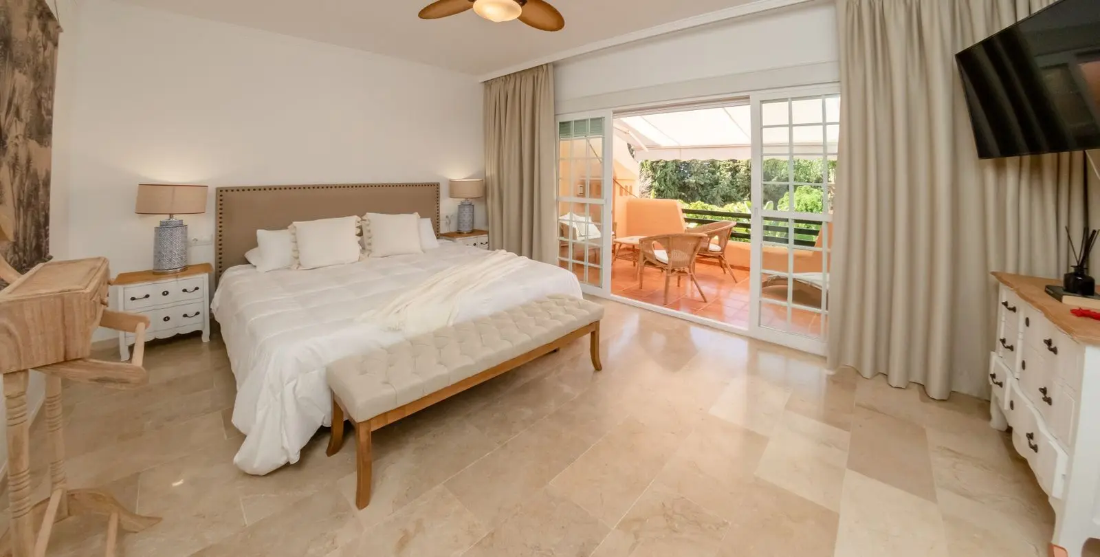 Venta de casa pareada en Nagüeles 4
