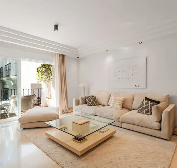 Sale of middle floor apartment in Sierra Blanca