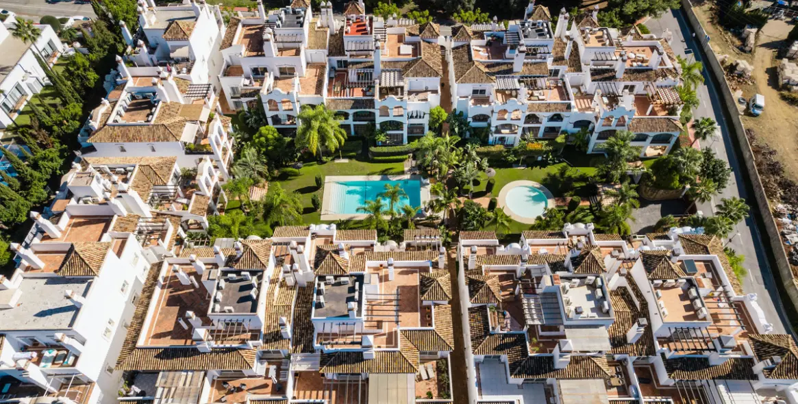 Продажа апартаментов на среднем этаже в Sierra Blanca 25