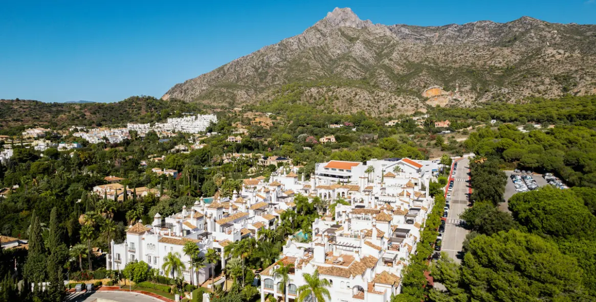 Продажа апартаментов на среднем этаже в Sierra Blanca 27