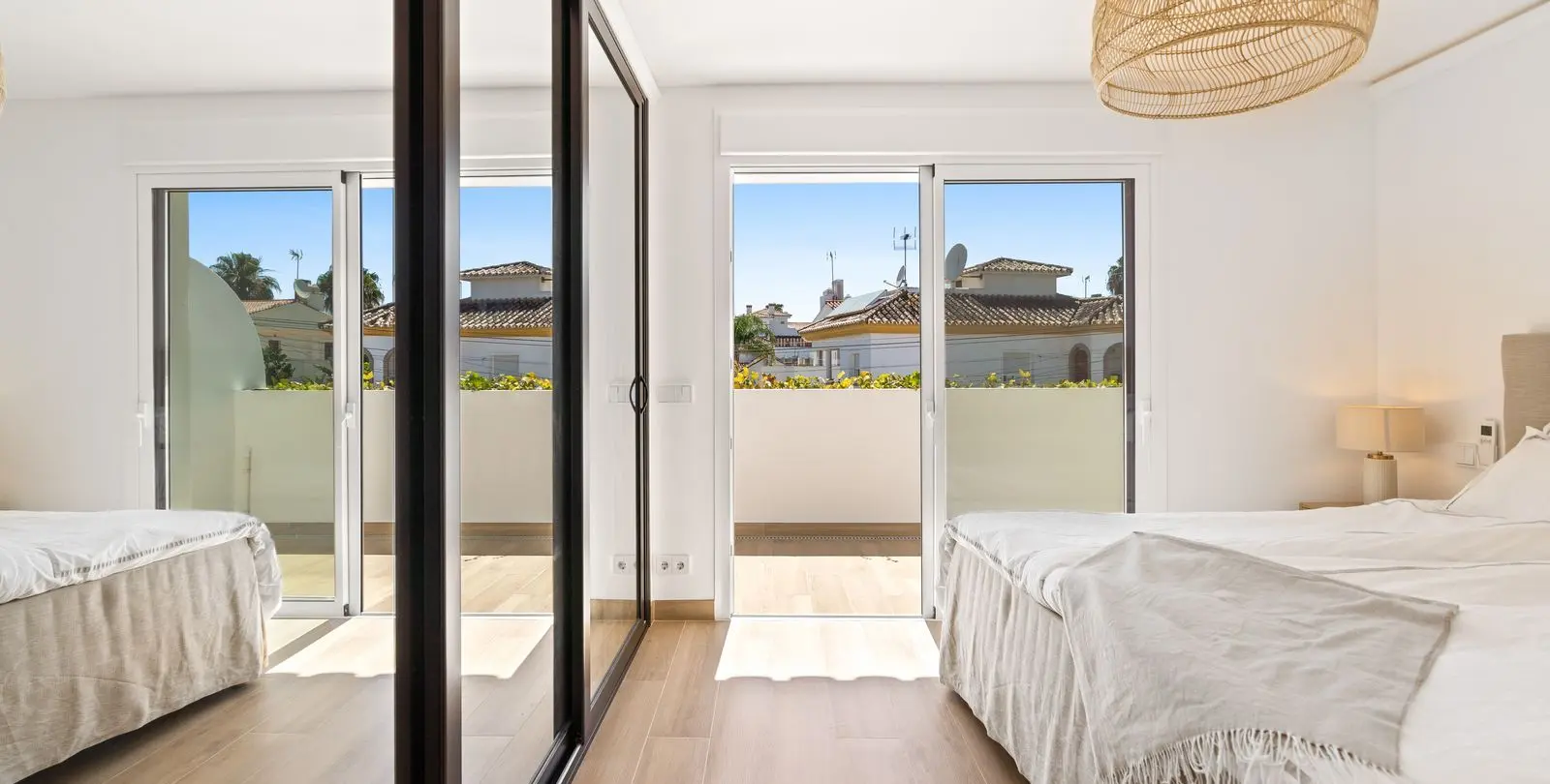 Venta de adosado en San Pedro de Alcántara 9