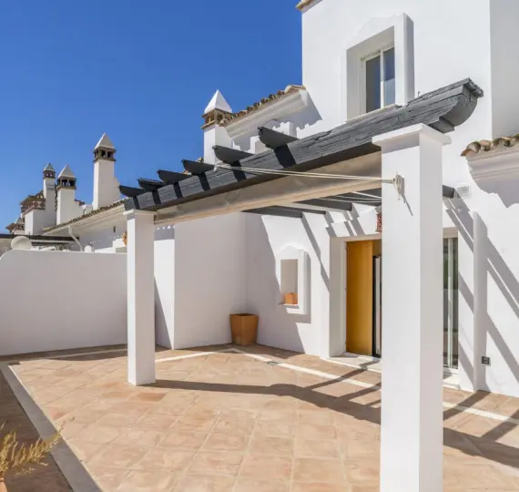 Sale of penthouse duplex in Marbella
