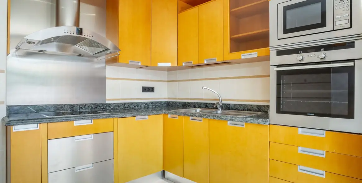 Sale of penthouse duplex in Marbella 10