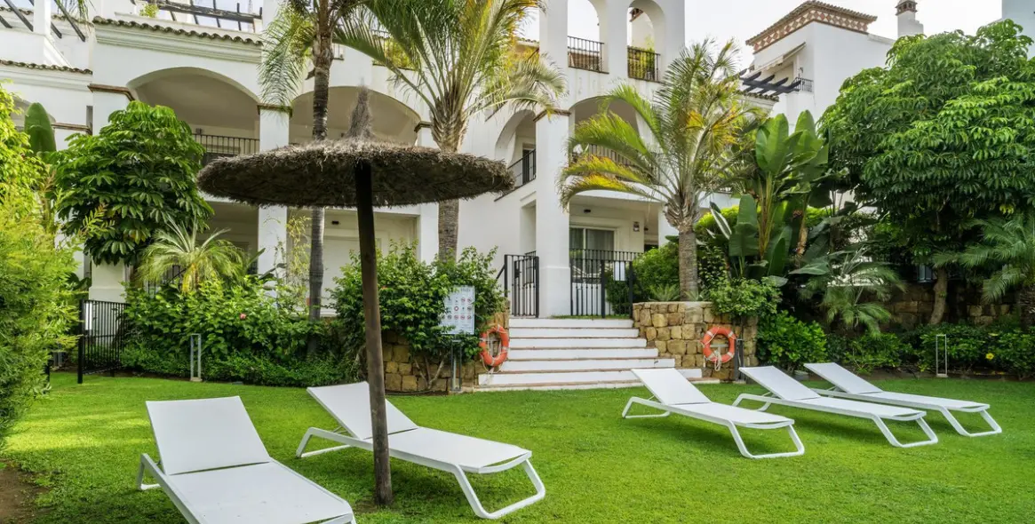 Продажа двухуровневого пентхауса в Marbella 63