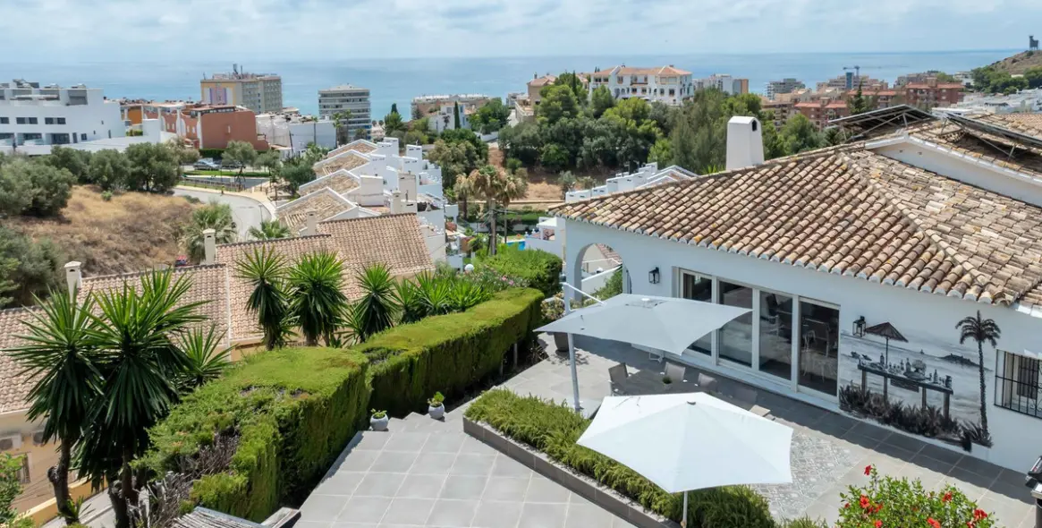 Продажа  отдельно стоящей виллы в Torreblanca 4