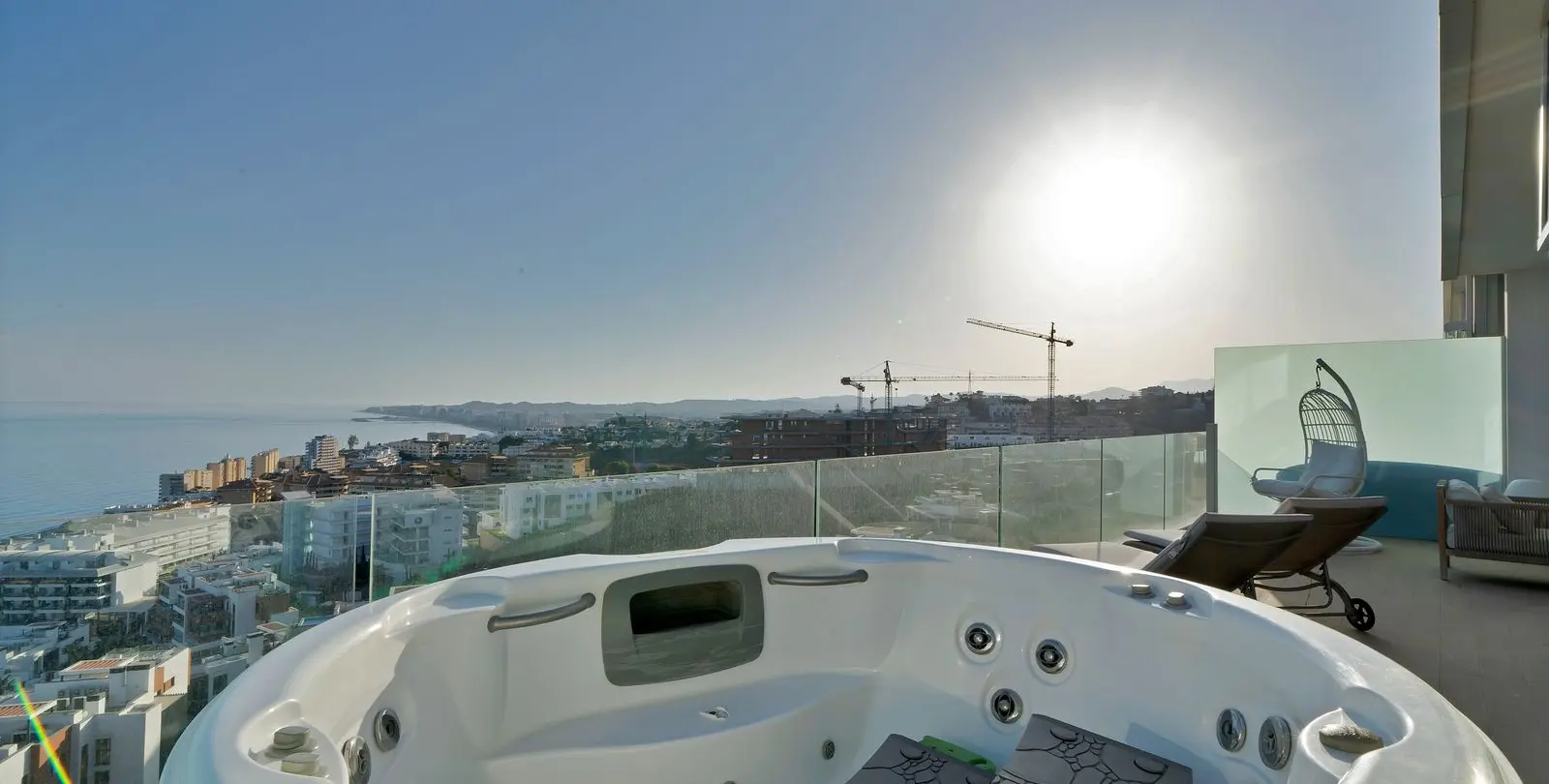 Sale of penthouse in Fuengirola 5