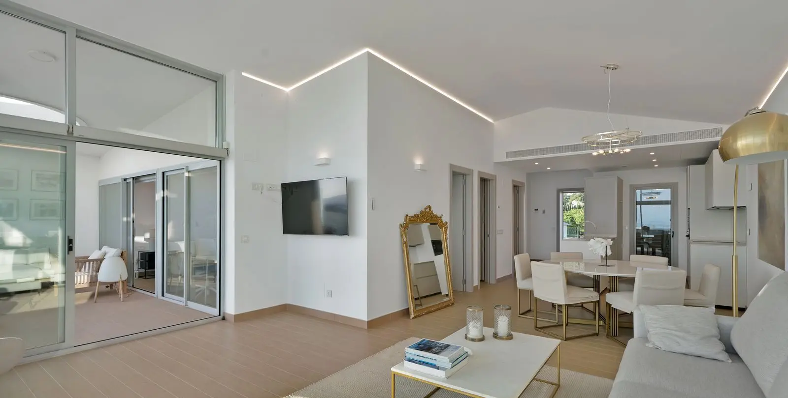 Sale of penthouse in Fuengirola 8