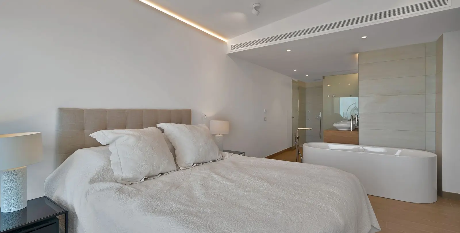 Sale of penthouse in Fuengirola 25