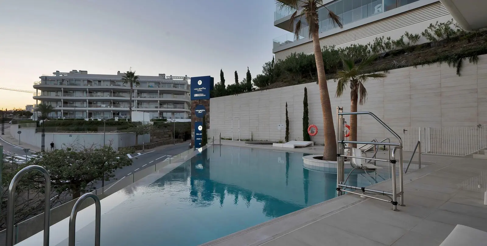Sale of penthouse in Fuengirola 44