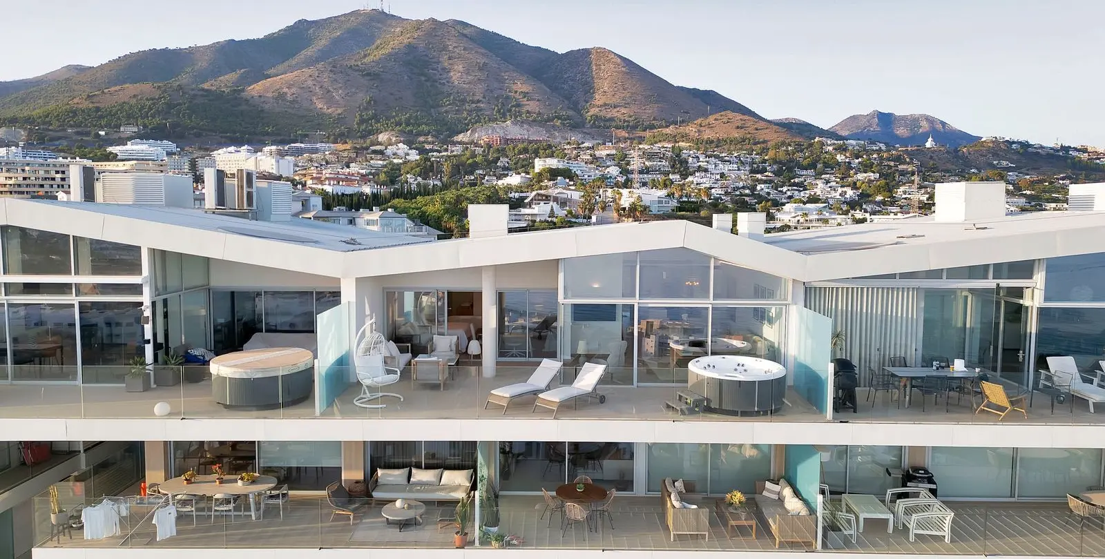 Sale of penthouse in Fuengirola 48