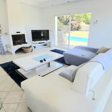 Sale of detached villa in Calahonda