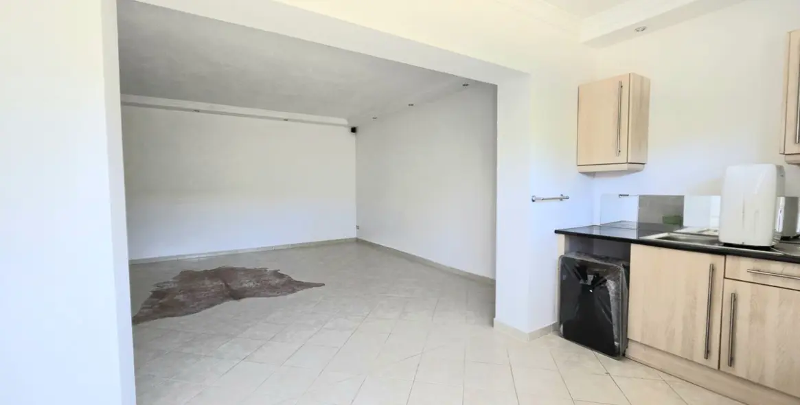 Продажа  отдельно стоящей виллы в Calahonda 17