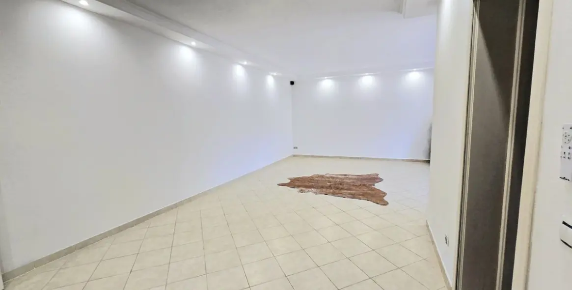 Продажа  отдельно стоящей виллы в Calahonda 18