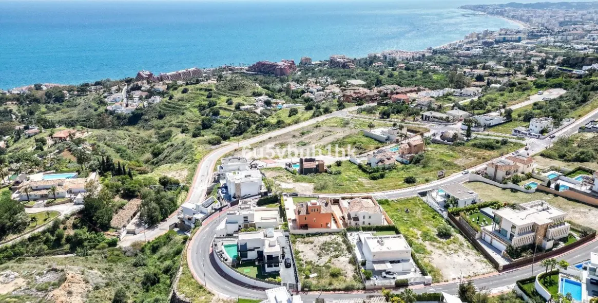 Sale of detached villa in Benalmadena 17