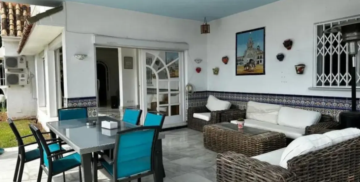 Продажа  отдельно стоящей виллы в Marbella (район Marbella) 2