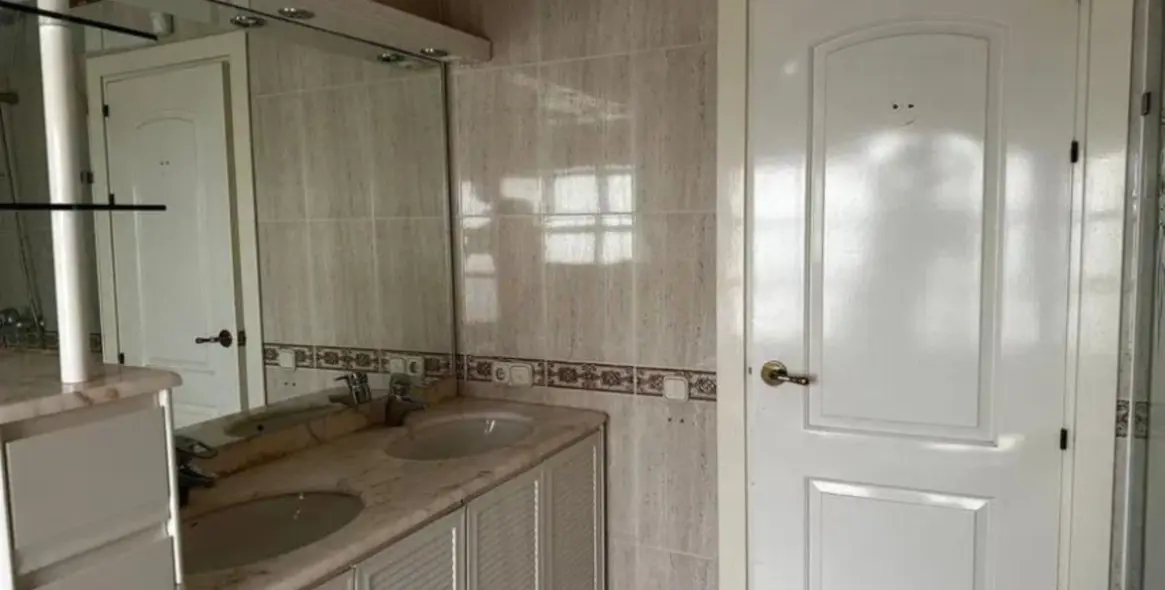 Продажа  отдельно стоящей виллы в Marbella 30