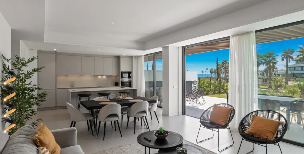 Sale of ground floor apartment in Torremolinos 3