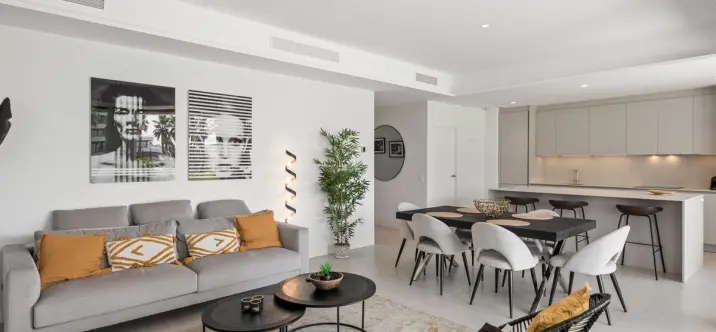 Продажа апартаментов на первом этаже в Torremolinos 3