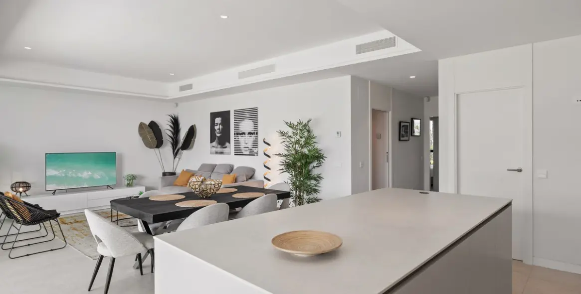 Sale of ground floor apartment in Torremolinos 5