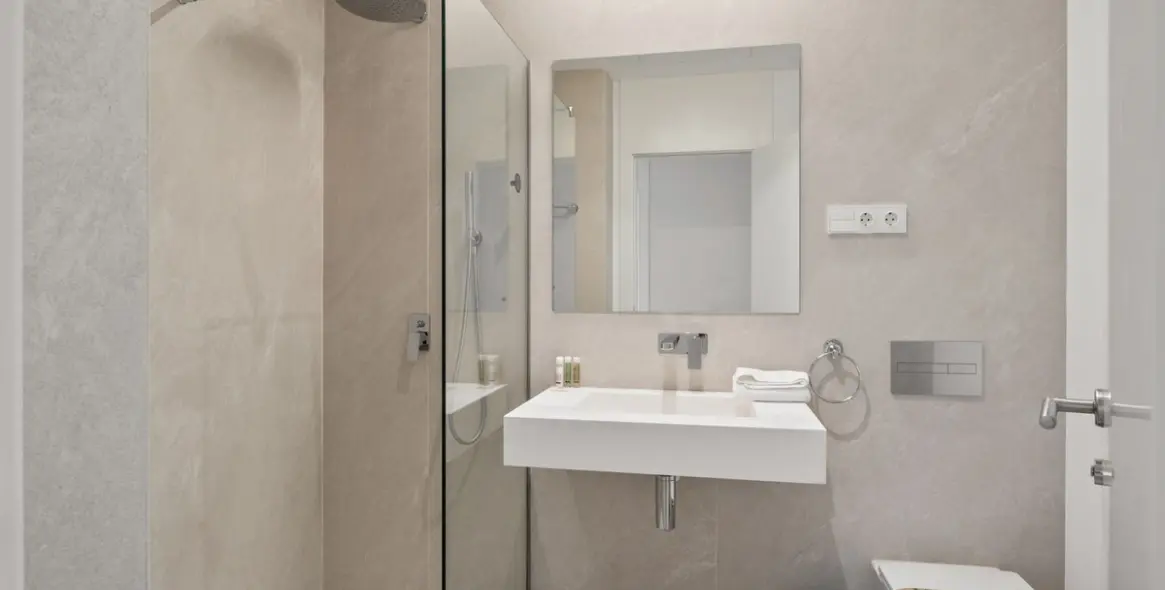 Sale of ground floor apartment in Torremolinos 13