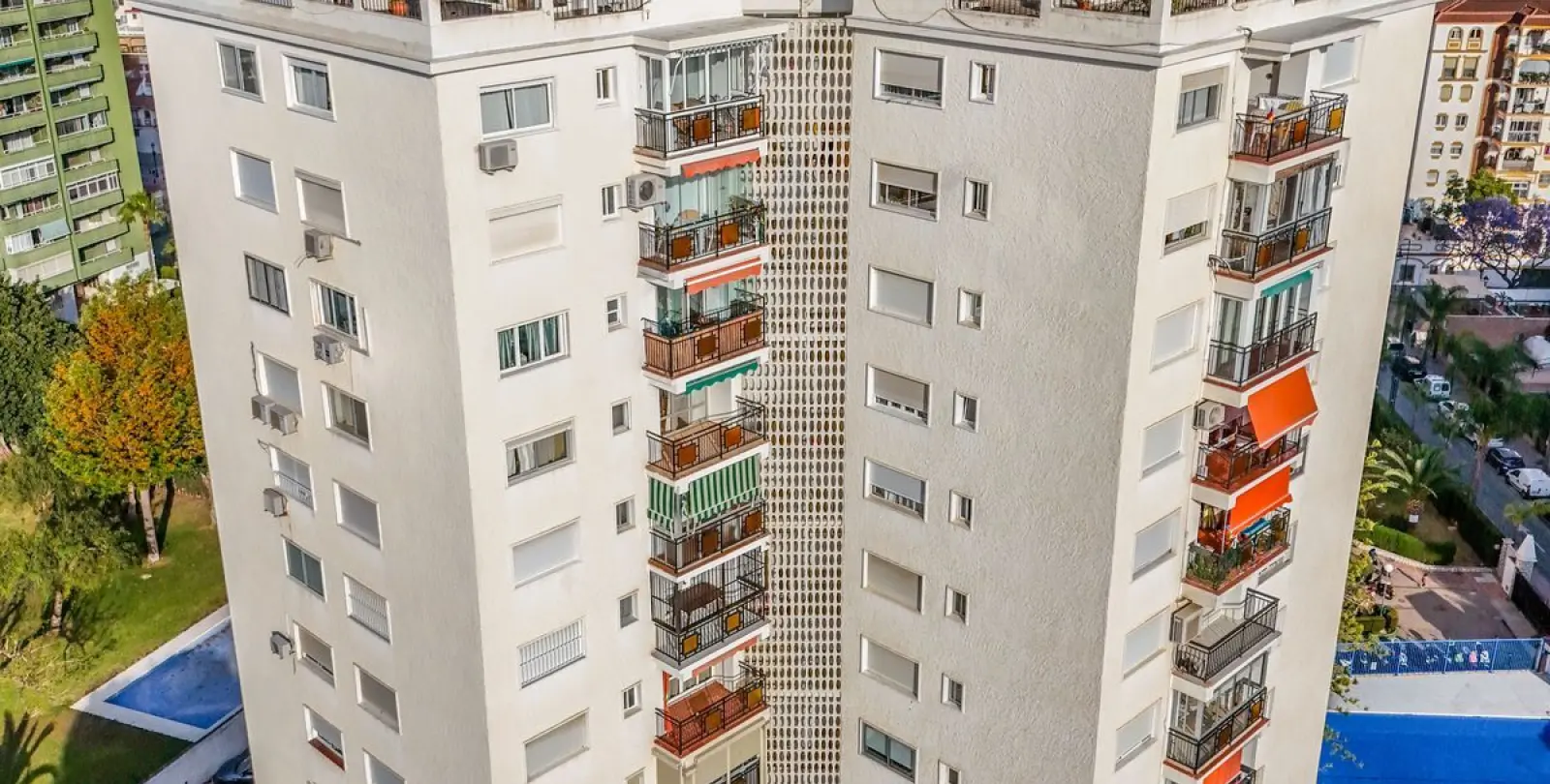 Sale of penthouse in Fuengirola 30