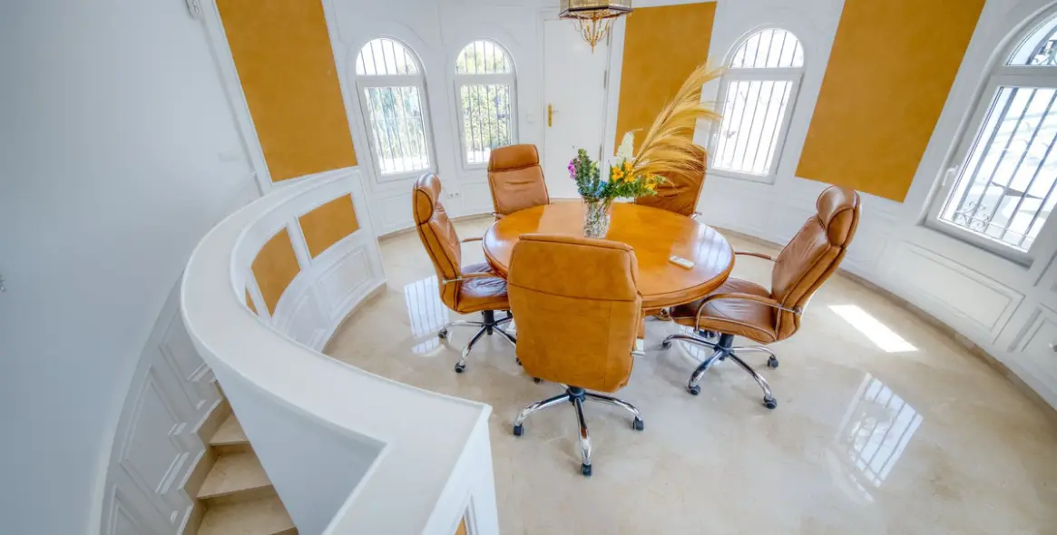 Продажа  отдельно стоящей виллы в Benalmadena 11