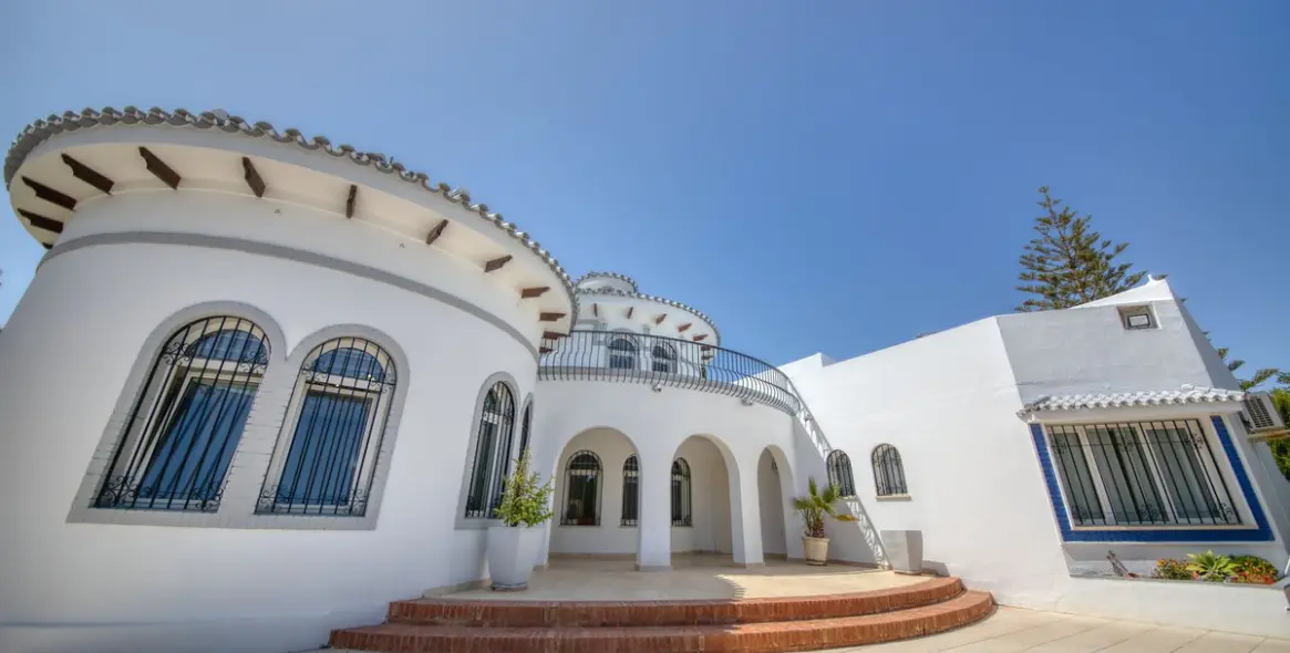 Продажа  отдельно стоящей виллы в Benalmadena 38