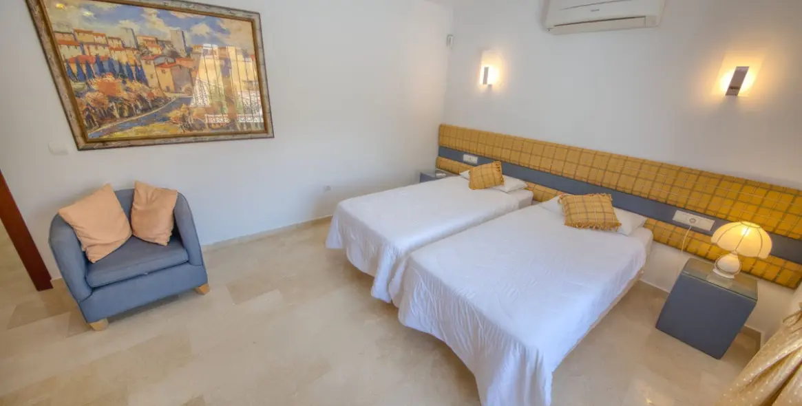 Продажа  отдельно стоящей виллы в Benalmadena 59