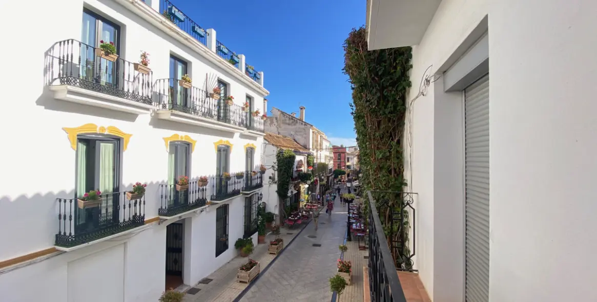 Sale of townhouse in Marbella 1