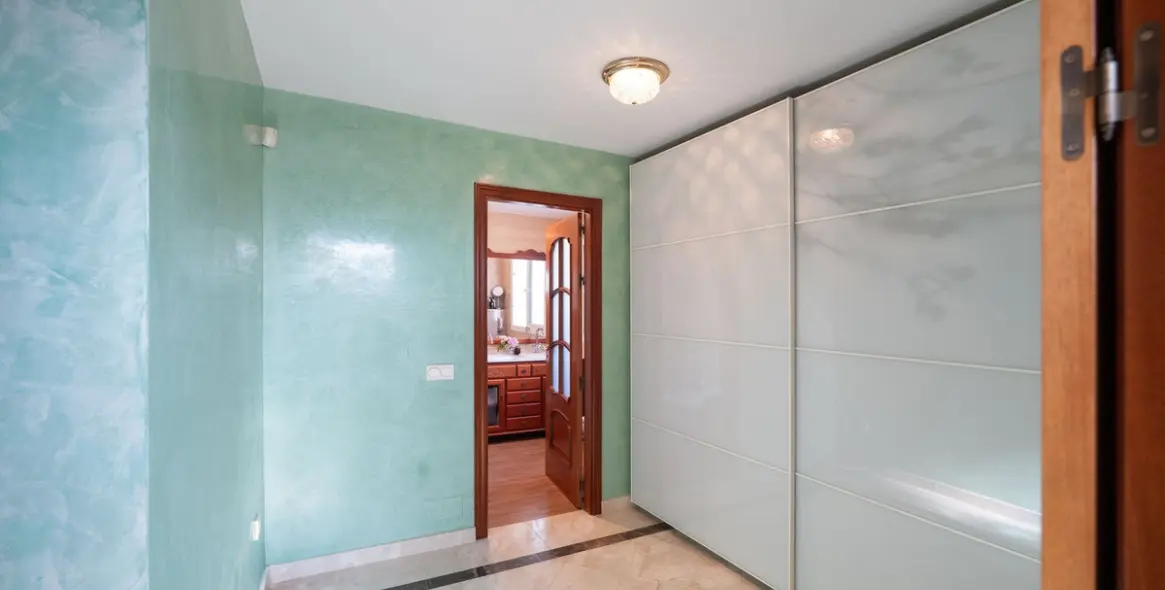 Продажа  отдельно стоящей виллы в Marbella 37