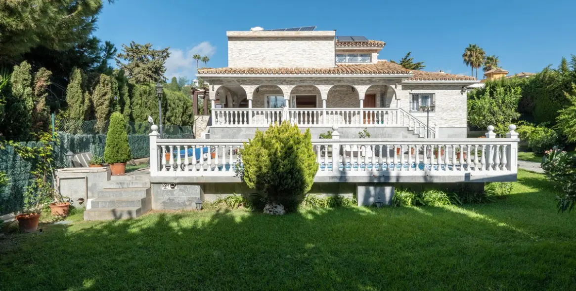 Продажа  отдельно стоящей виллы в Marbella 48