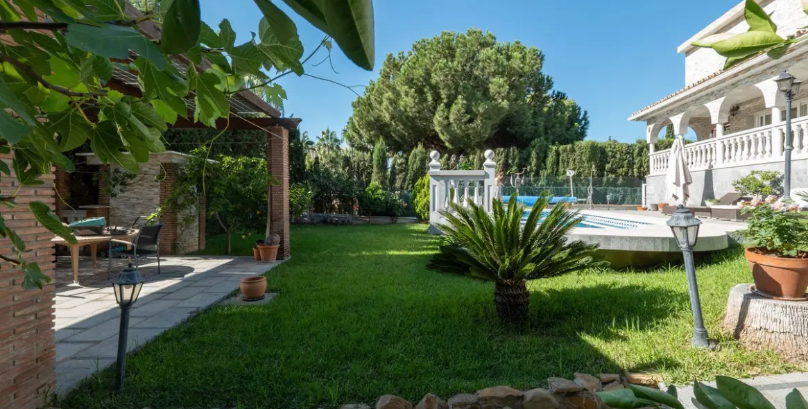 Продажа  отдельно стоящей виллы в Marbella 51