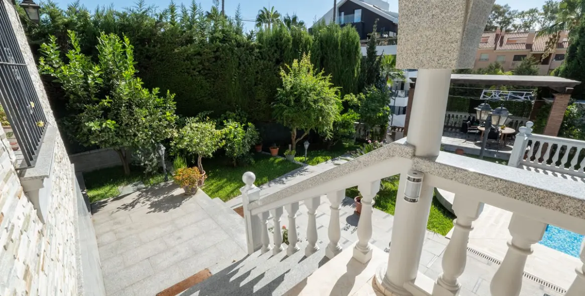 Продажа  отдельно стоящей виллы в Marbella 54