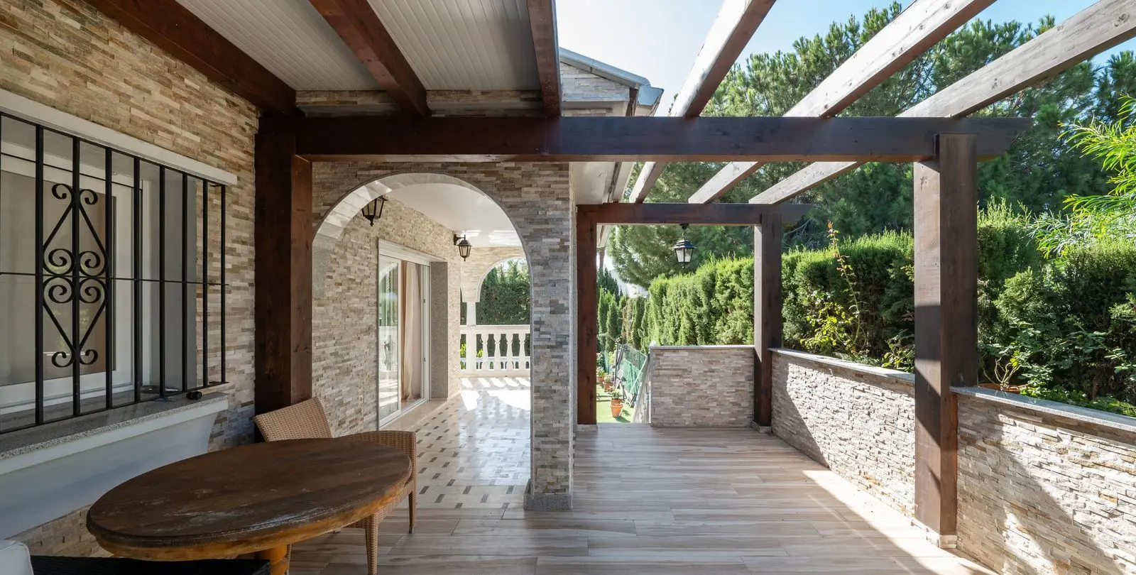 Sale of detached villa in Marbella 11