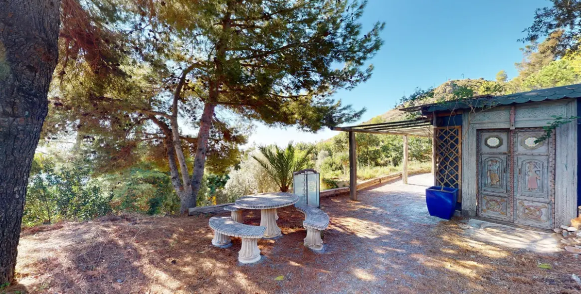 Sale of detached villa in Nerja 31