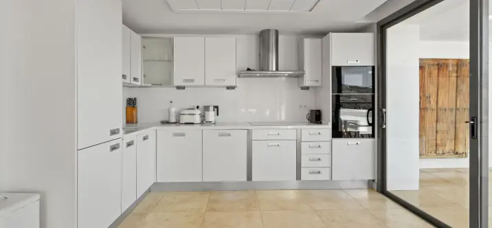 Venta de ático dúplex en Los Flamingos 4