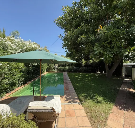 Oтдельно стоящая вилла R4913401