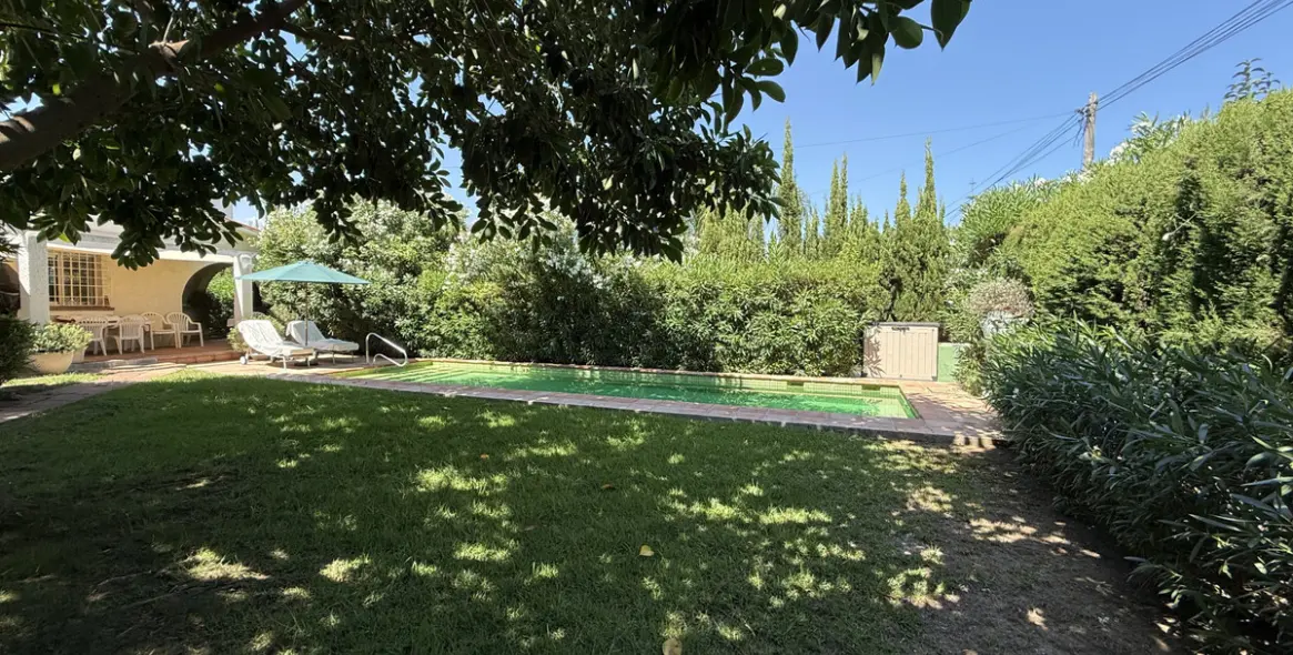 Продажа  отдельно стоящей виллы в San Pedro de Alcántara (район San Pedro de Alcántara) 3