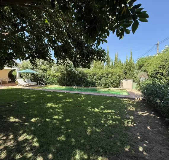 Oтдельно стоящая вилла R4913401