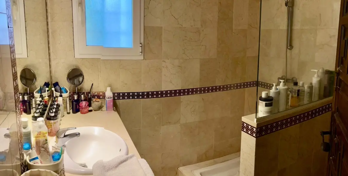 Продажа  отдельно стоящей виллы в San Pedro de Alcántara (район San Pedro de Alcántara) 13