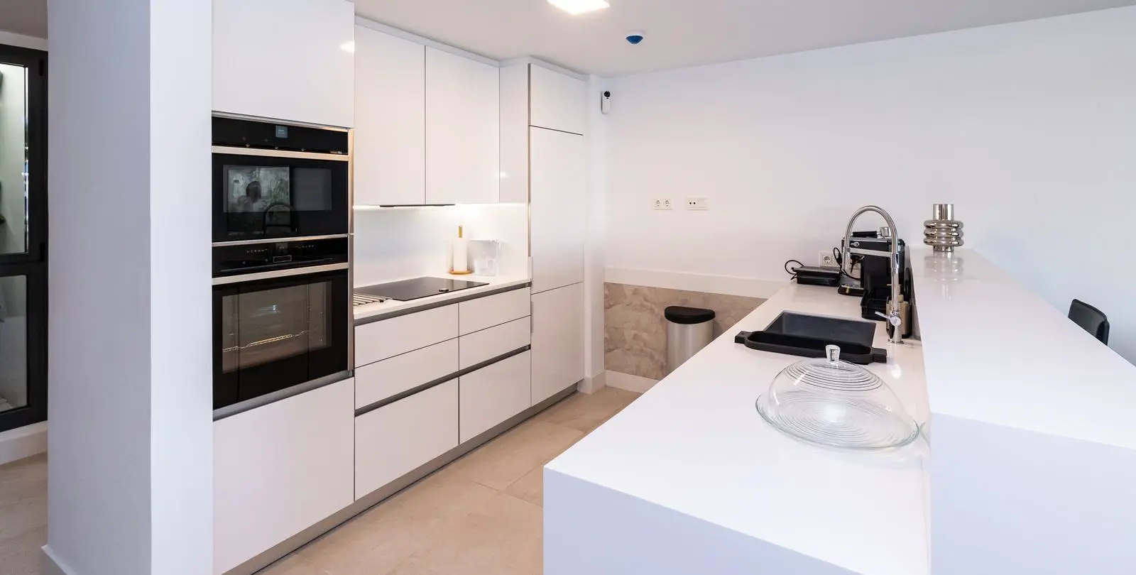 Sale of middle floor apartment in Cabopino 5
