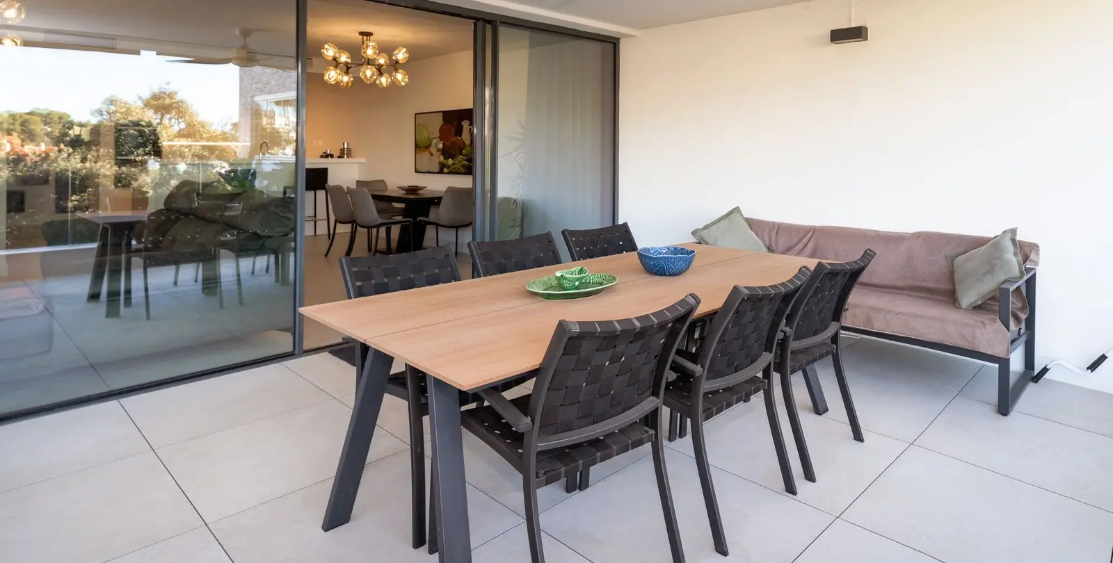Sale of middle floor apartment in Cabopino 20
