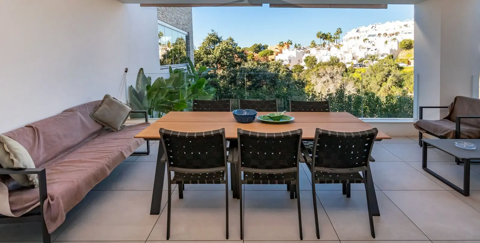 Sale of middle floor apartment in Cabopino 22