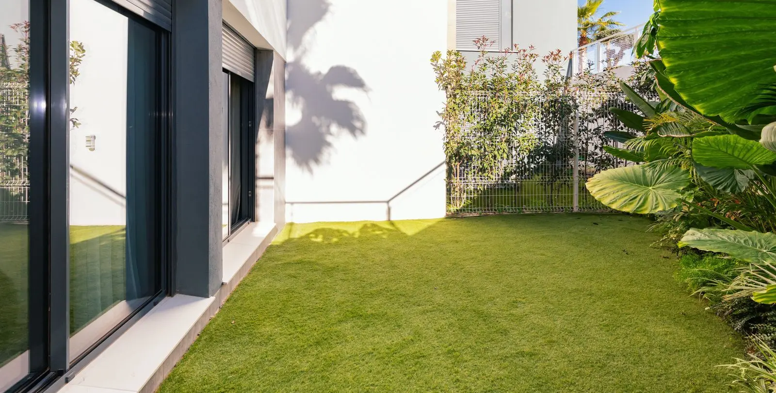 Sale of middle floor apartment in Cabopino 28