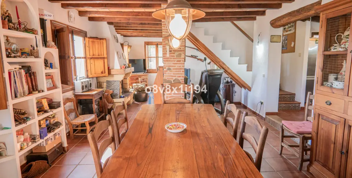 Sale of finca - cortijo in Jubrique 1