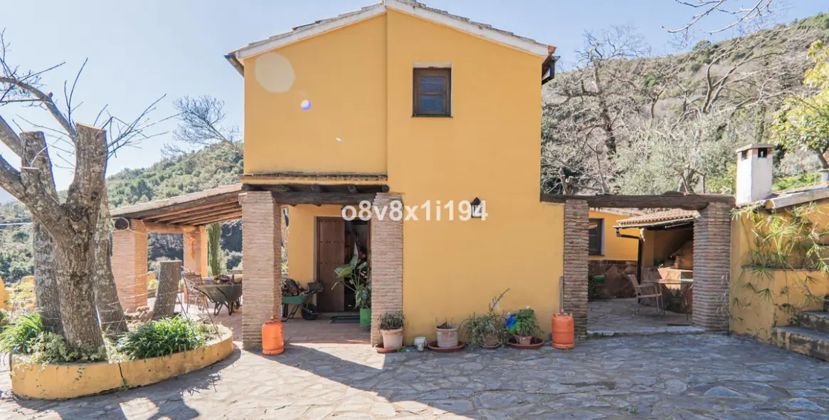 Sale of finca - cortijo in Jubrique 4