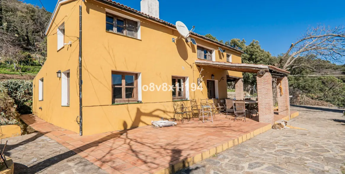 Sale of finca - cortijo in Jubrique 7